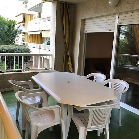 Apartamento En Alquiler Parque 8, Playa De Gandia Dış mekan fotoğraf